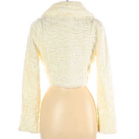 Isabella Rodriguez Foax White Fur Cropped Coat - Picture 2 of 4